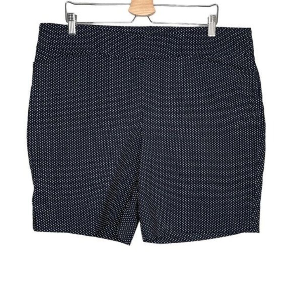 Hilary Radley navy geometric 9” chino Golf Dress shorts size XXL